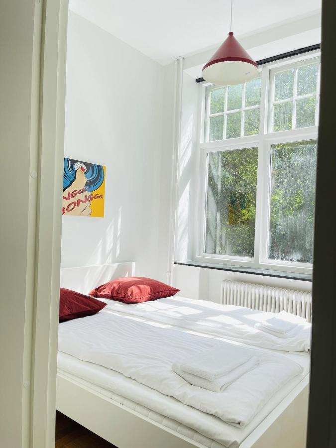 Aday - Aalborg Mansion - Open Bright Apartment With Garden Ngoại thất bức ảnh