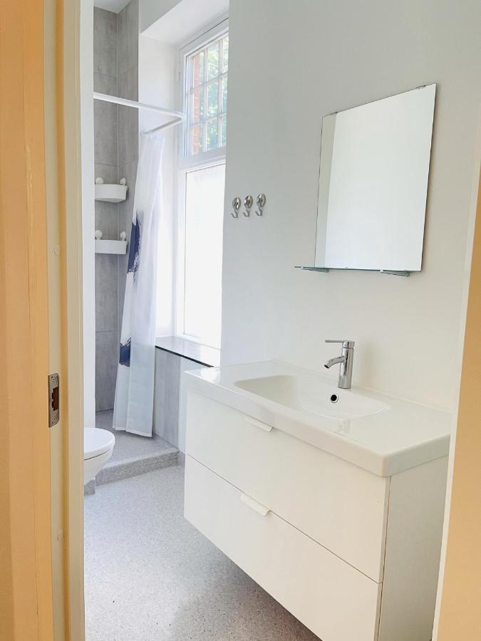 Aday - Aalborg Mansion - Open Bright Apartment With Garden Ngoại thất bức ảnh